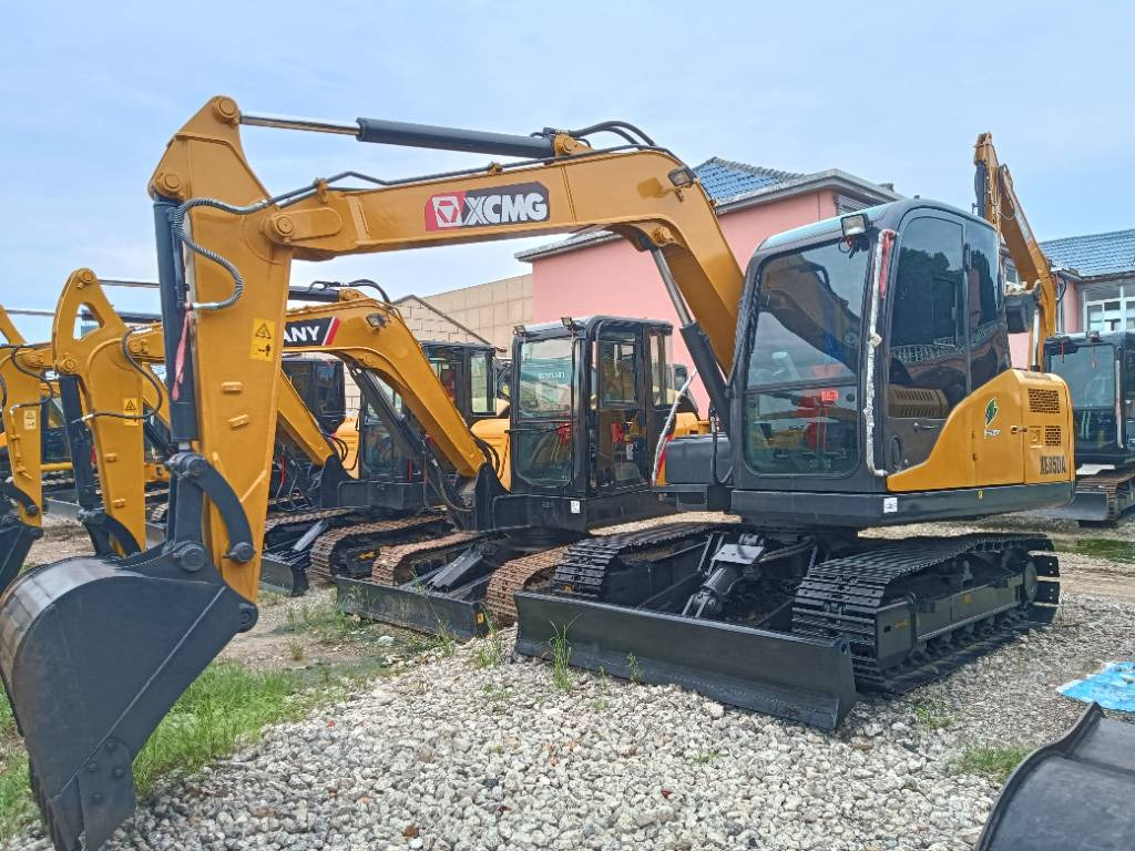 XCMG XE 85DA - Mini rýpadlo: obrázek 1 XCMG XE 85DA - Mini rýpadlo: obrázek 1