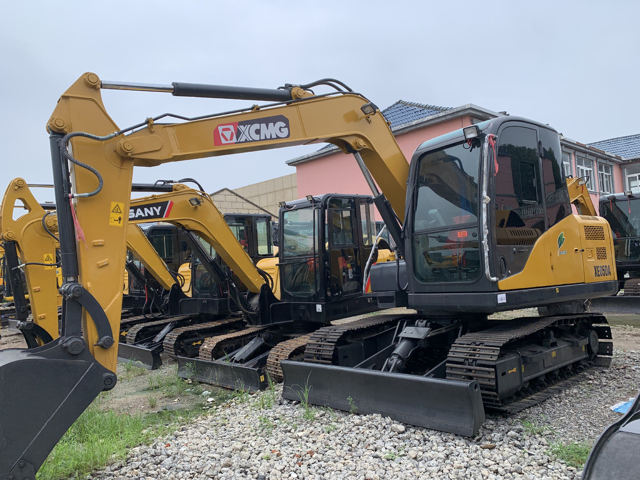 XCMG XE 85DA - Mini rýpadlo: obrázek 1 XCMG XE 85DA - Mini rýpadlo: obrázek 1
