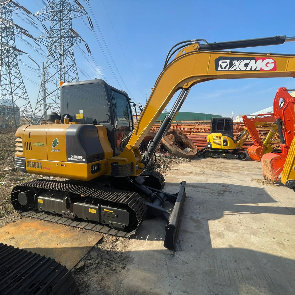 XCMG XE60DA - Mini rýpadlo: obrázek 3 XCMG XE60DA - Mini rýpadlo: obrázek 3