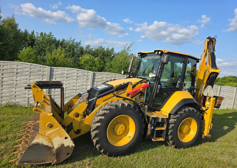 Caterpillar - Rýpadlo-nakladač: obrázek 4 Caterpillar - Rýpadlo-nakladač: obrázek 4
