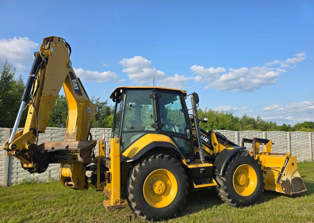 Rýpadlo-nakladač Caterpillar: obrázek 7