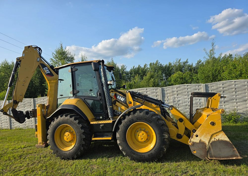 Caterpillar - Rýpadlo-nakladač: obrázek 5 Caterpillar - Rýpadlo-nakladač: obrázek 5