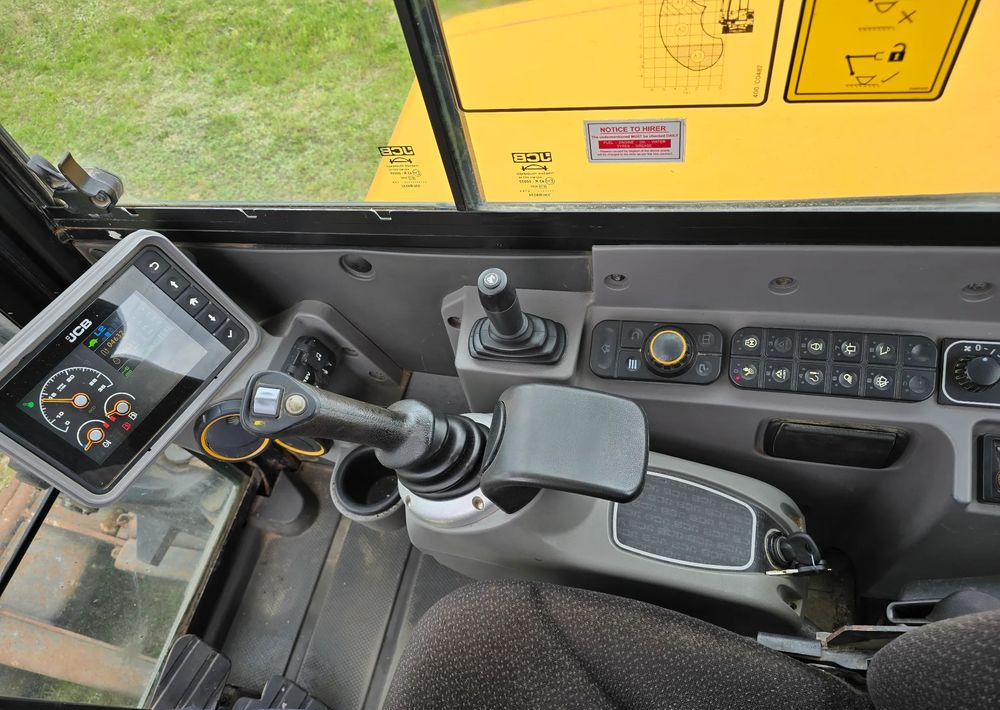 JCB - Pásové rýpadlo: obrázek 5 JCB - Pásové rýpadlo: obrázek 5