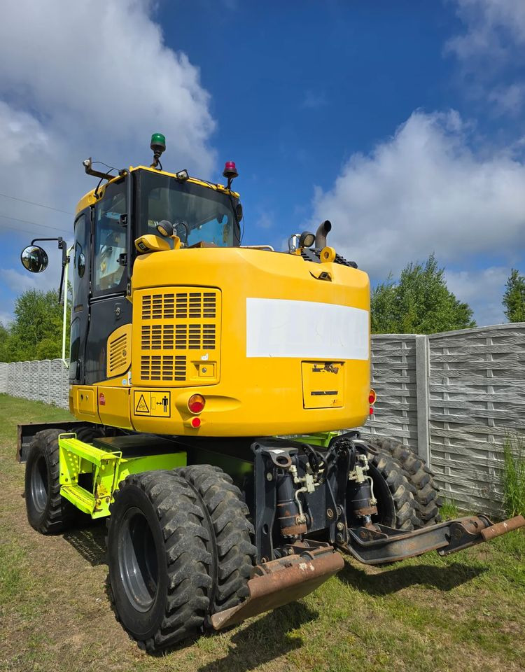 Komatsu - Kolesové rýpadlo: obrázek 3 Komatsu - Kolesové rýpadlo: obrázek 3
