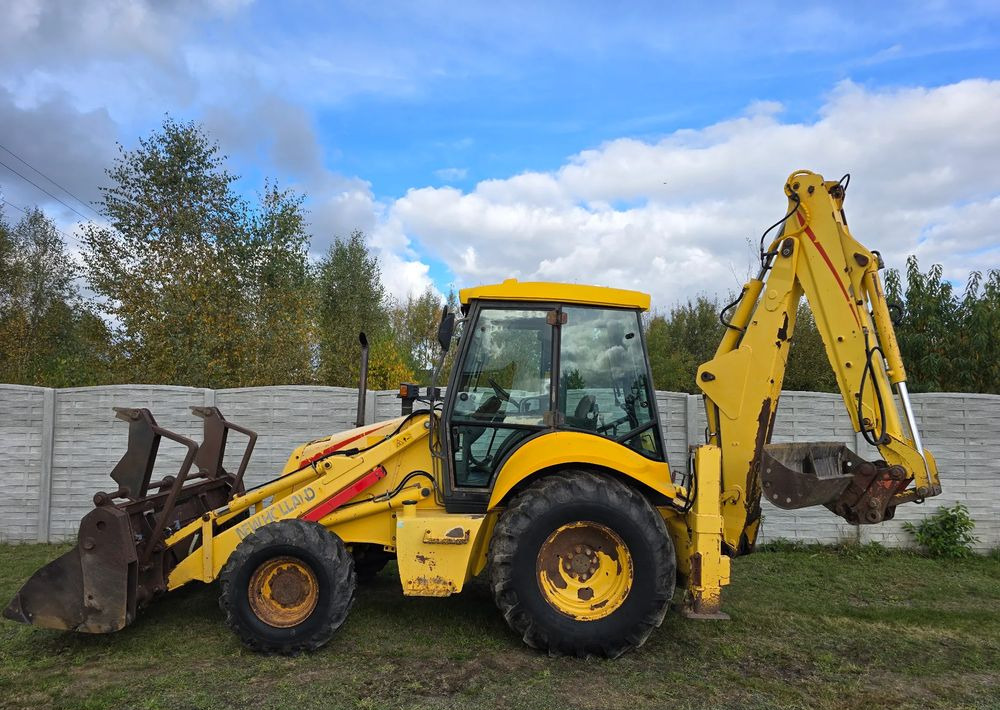 New Holland - Rýpadlo-nakladač: obrázek 5 New Holland - Rýpadlo-nakladač: obrázek 5