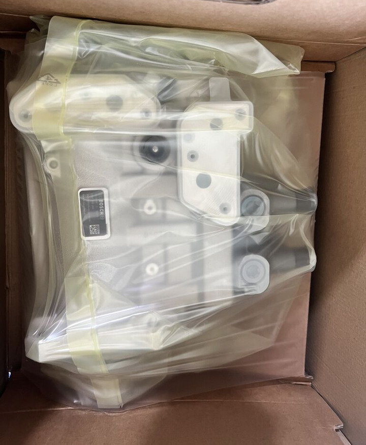 Bosch 2024 for Bosch Mercedes Trucks - Palivové čerpadlo pro Nákladní auto: obrázek 4 Bosch 2024 for Bosch Mercedes Trucks - Palivové čerpadlo pro Nákladní auto: obrázek 4