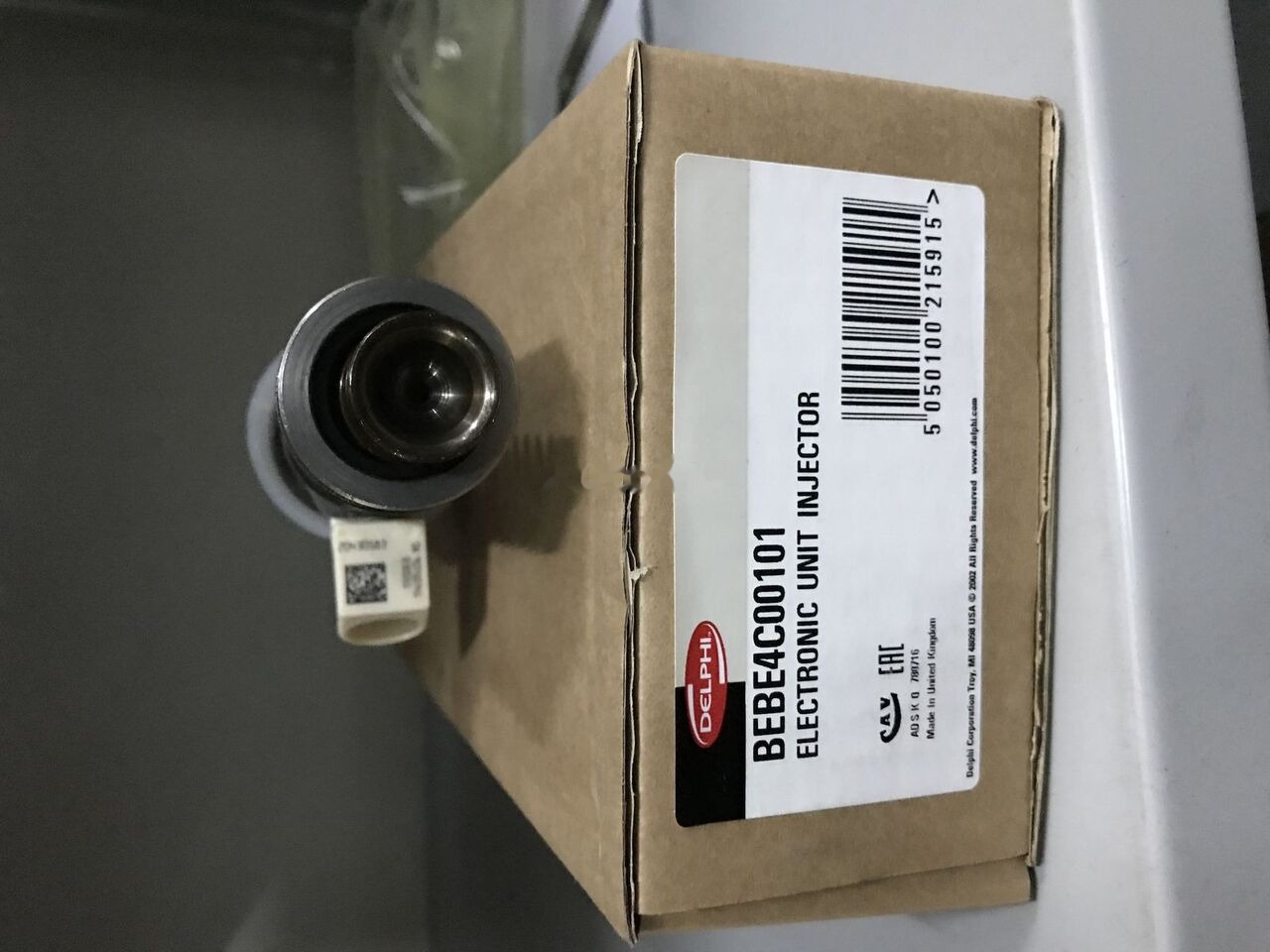 Delphi 2018 20430583 Volvo VOLVO FH SERİES truck - Injektor pro Nákladní auto: obrázek 1 Delphi 2018 20430583 Volvo VOLVO FH SERİES truck - Injektor pro Nákladní auto: obrázek 1