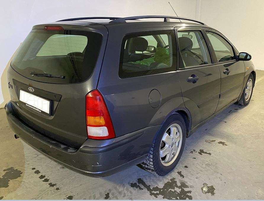 2004 Ford Focus Stv - EU-godkjent til 2026 - Osobní auto: obrázek 4 2004 Ford Focus Stv - EU-godkjent til 2026 - Osobní auto: obrázek 4