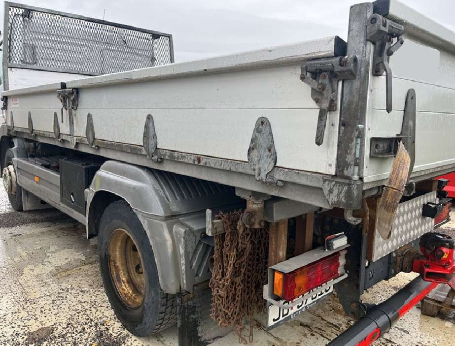 2004 Mercedes-Benz Tipp - EU-godkjent - Sklápěč: obrázek 4 2004 Mercedes-Benz Tipp - EU-godkjent - Sklápěč: obrázek 4