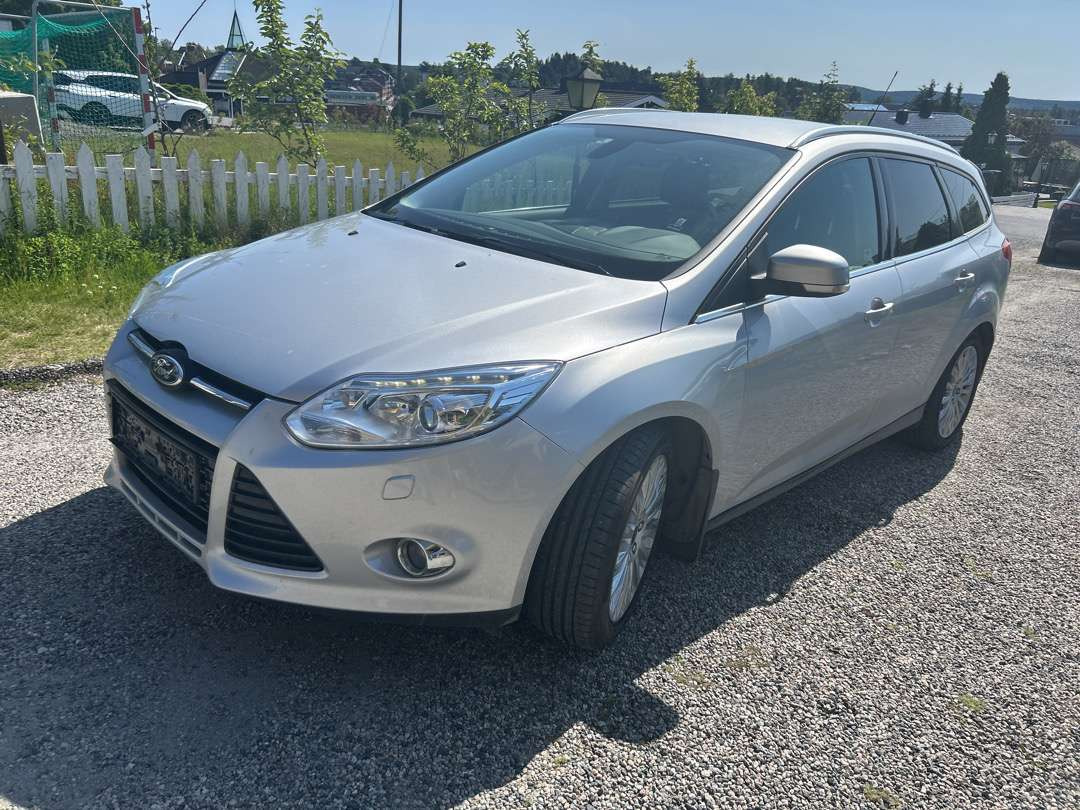 2013 PersonbilFORD FOCUS Automat diesel. - Osobní auto: obrázek 1 2013 PersonbilFORD FOCUS Automat diesel. - Osobní auto: obrázek 1