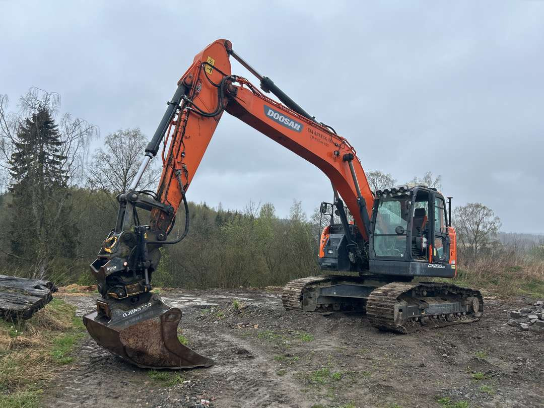 2018 Beltegraver 24 tonn Doosan DX 235LCR S 70-feste - Rýpadlo: obrázek 1 2018 Beltegraver 24 tonn Doosan DX 235LCR S 70-feste - Rýpadlo: obrázek 1