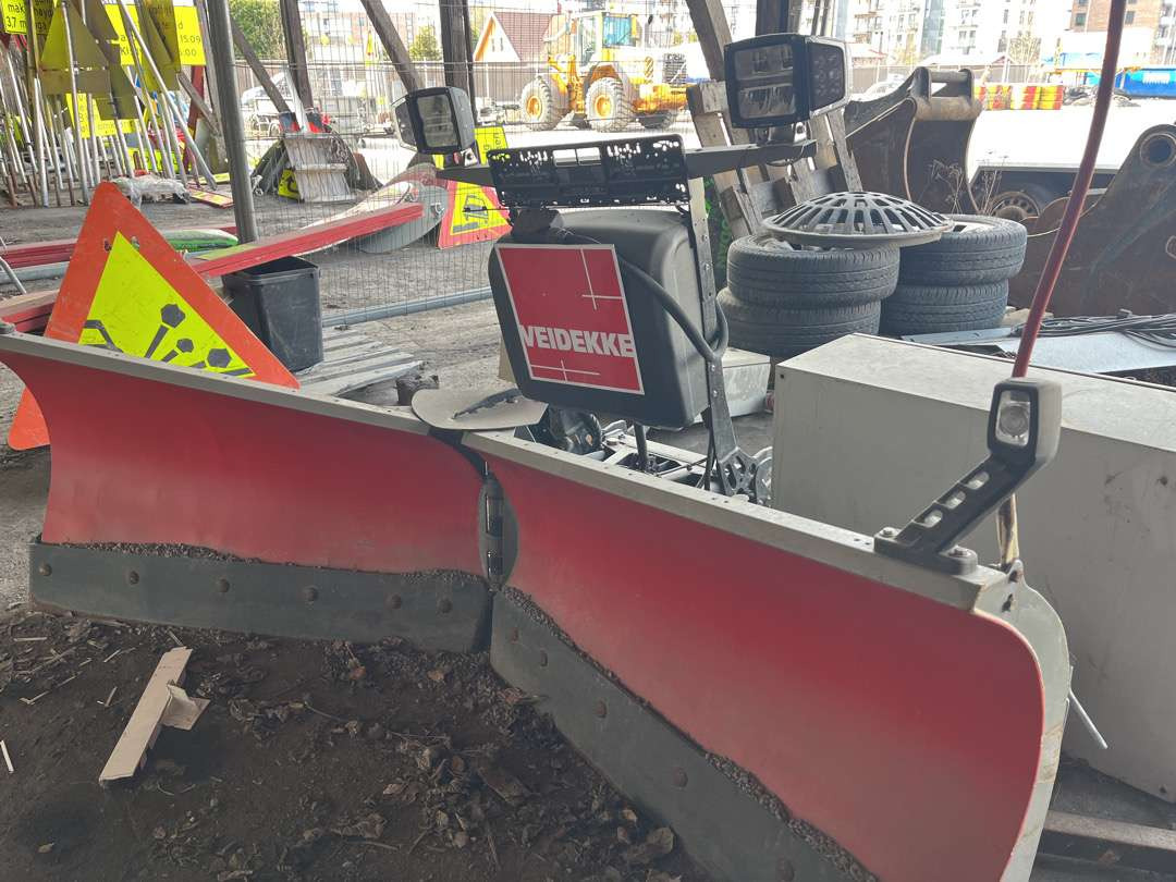 2020 Hilltipp Snowstriker - Sněžný pluh: obrázek 1 2020 Hilltipp Snowstriker - Sněžný pluh: obrázek 1