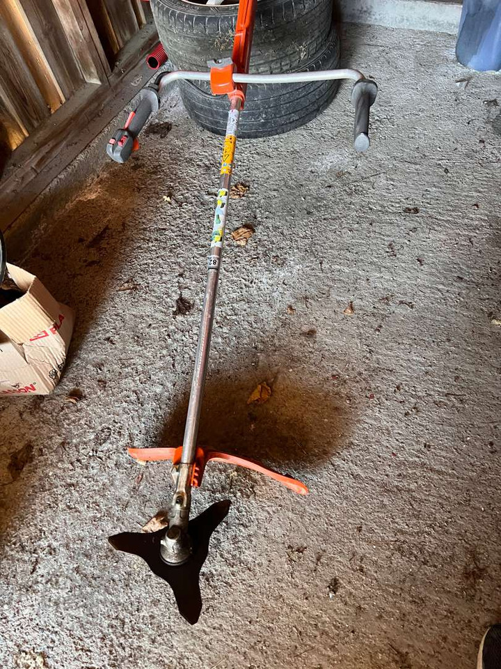Husqvarna kantklipper repobjekt - Sekačka na trávu: obrázek 4 Husqvarna kantklipper repobjekt - Sekačka na trávu: obrázek 4