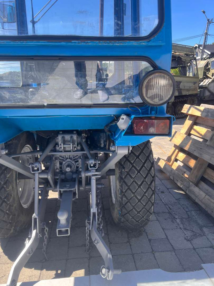 Iseki TX1500 brøyteskjær og feiekost - Traktor: obrázek 2 Iseki TX1500 brøyteskjær og feiekost - Traktor: obrázek 2