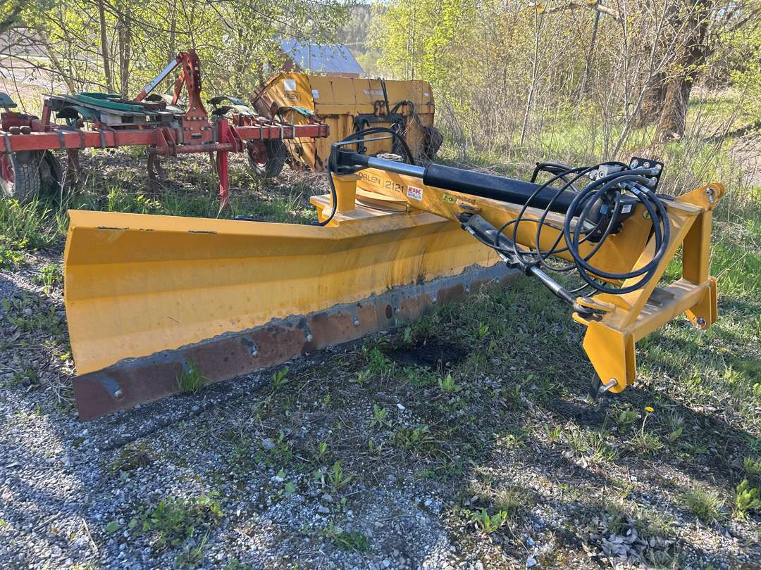 2022 Traktorskjær fra Dalen 2121 - Příslušenství: obrázek 2 2022 Traktorskjær fra Dalen 2121 - Příslušenství: obrázek 2