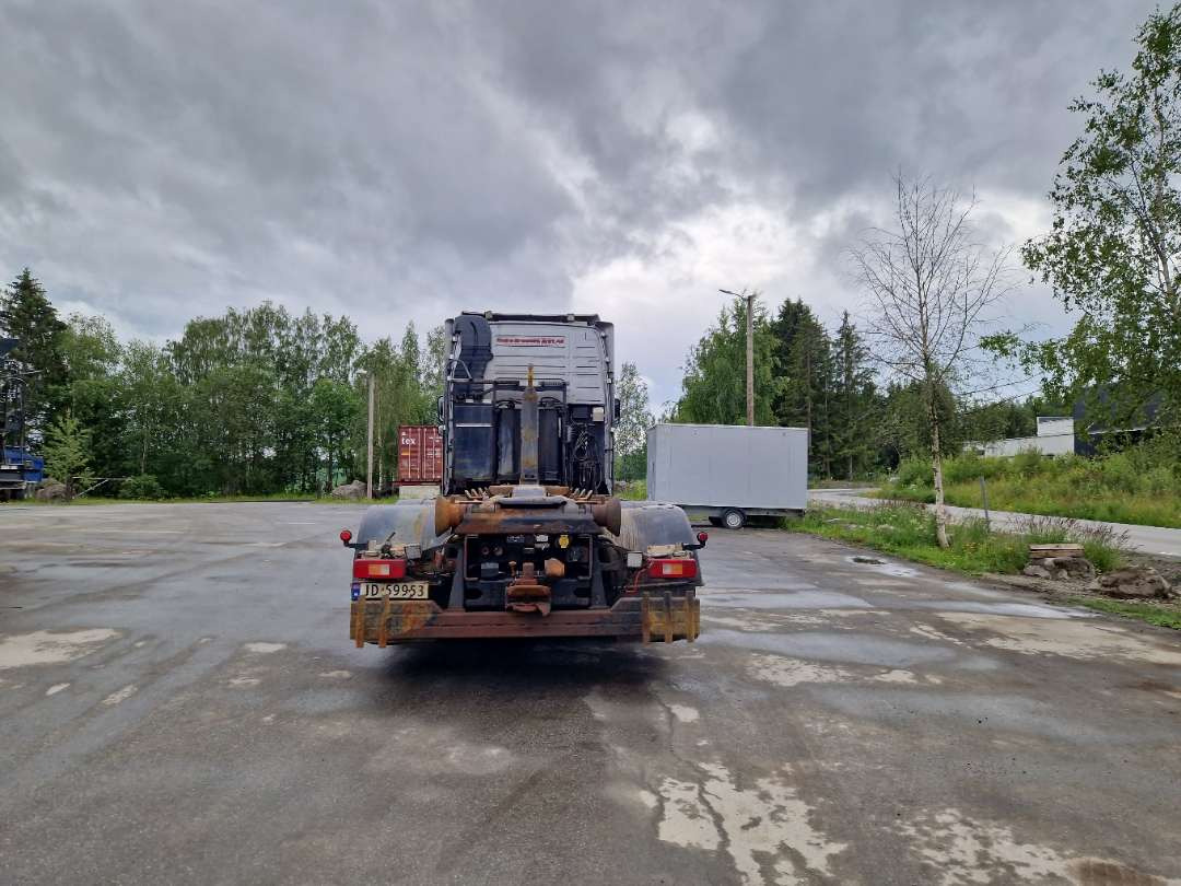 Volvo FH6X2-Krokbil med hydraulisk brøyteutstyr - Hákový nosič kontejnerů: obrázek 4 Volvo FH6X2-Krokbil med hydraulisk brøyteutstyr - Hákový nosič kontejnerů: obrázek 4
