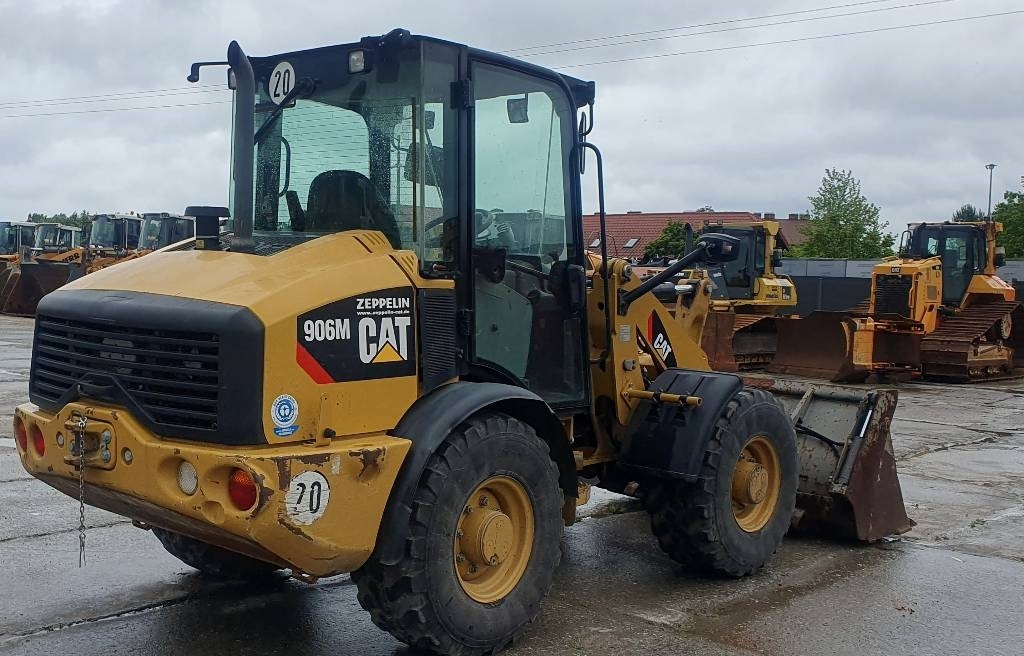 CAT 906M - Kolový nakladač: obrázek 5 CAT 906M - Kolový nakladač: obrázek 5