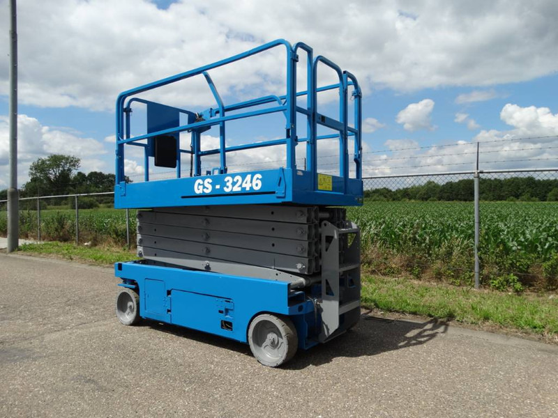 Genie GS 3246 - Nůžková plošina: obrázek 5 Genie GS 3246 - Nůžková plošina: obrázek 5