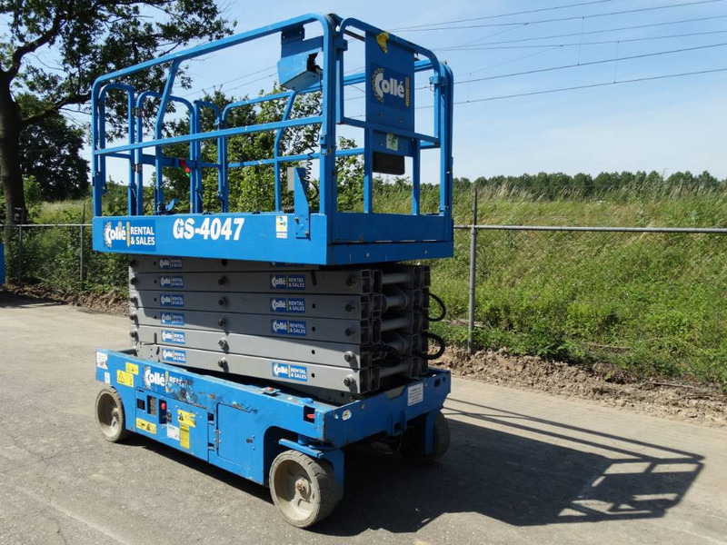 Genie GS 4047 - Nůžková plošina: obrázek 4 Genie GS 4047 - Nůžková plošina: obrázek 4