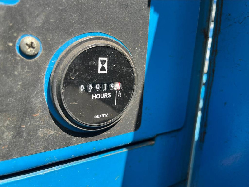 Nůžková plošina Genie GS 4390 RT | 2008: obrázek 12