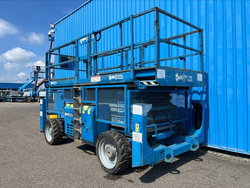 Genie GS 4390 RT - Nůžková plošina: obrázek 5 Genie GS 4390 RT - Nůžková plošina: obrázek 5