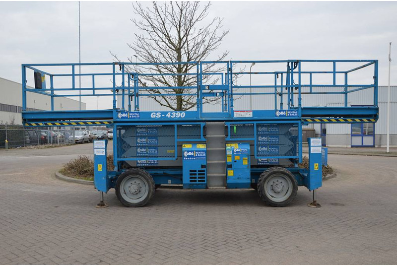 Genie GS4390RT - Nůžková plošina: obrázek 5 Genie GS4390RT - Nůžková plošina: obrázek 5