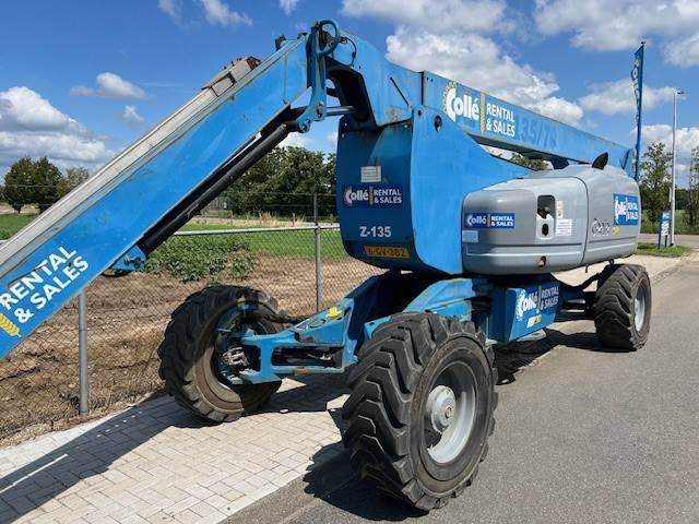 Genie Z 135 - Kloubová plošina: obrázek 5 Genie Z 135 - Kloubová plošina: obrázek 5
