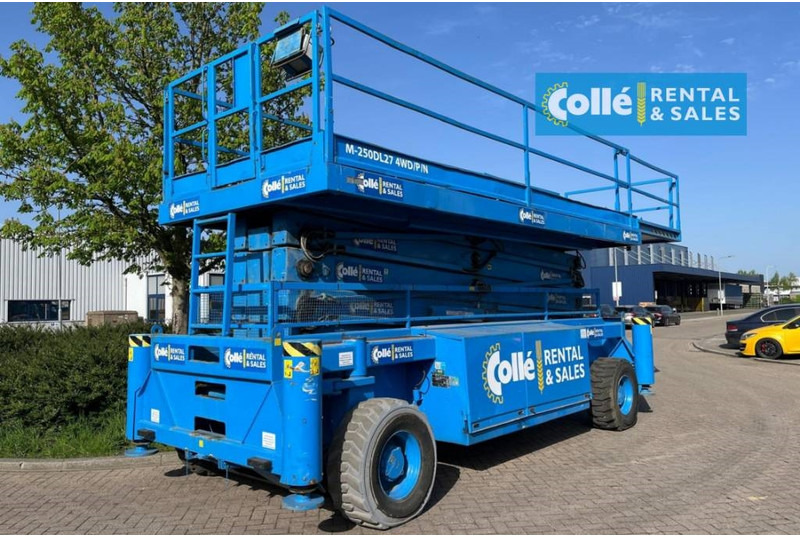Holland lift M 250 DL 27 | 2003 - Nůžková plošina: obrázek 4 Holland lift M 250 DL 27 | 2003 - Nůžková plošina: obrázek 4