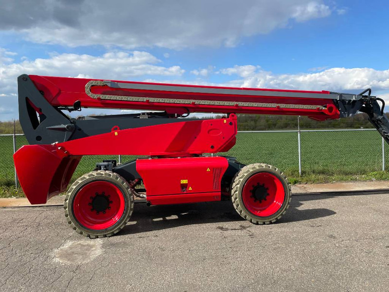 MAGNI BT24RT BT 24 RT 4x4x4 454kg! 24m! - Teleskopická plošina: obrázek 2 MAGNI BT24RT BT 24 RT 4x4x4 454kg! 24m! - Teleskopická plošina: obrázek 2