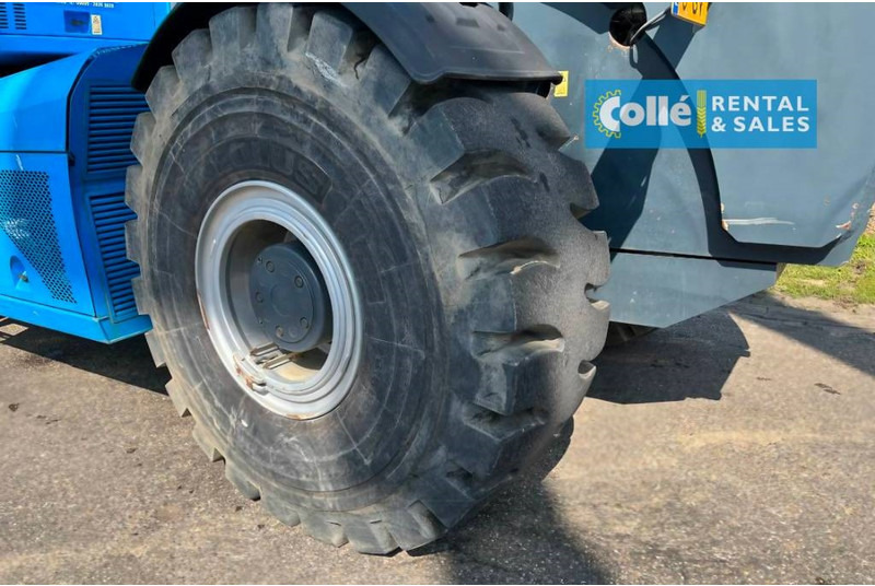 Teleskopický manipulátor MAGNI HTH 25.11 | 2013: obrázek 9 Teleskopický manipulátor MAGNI HTH 25.11 | 2013: obrázek 9