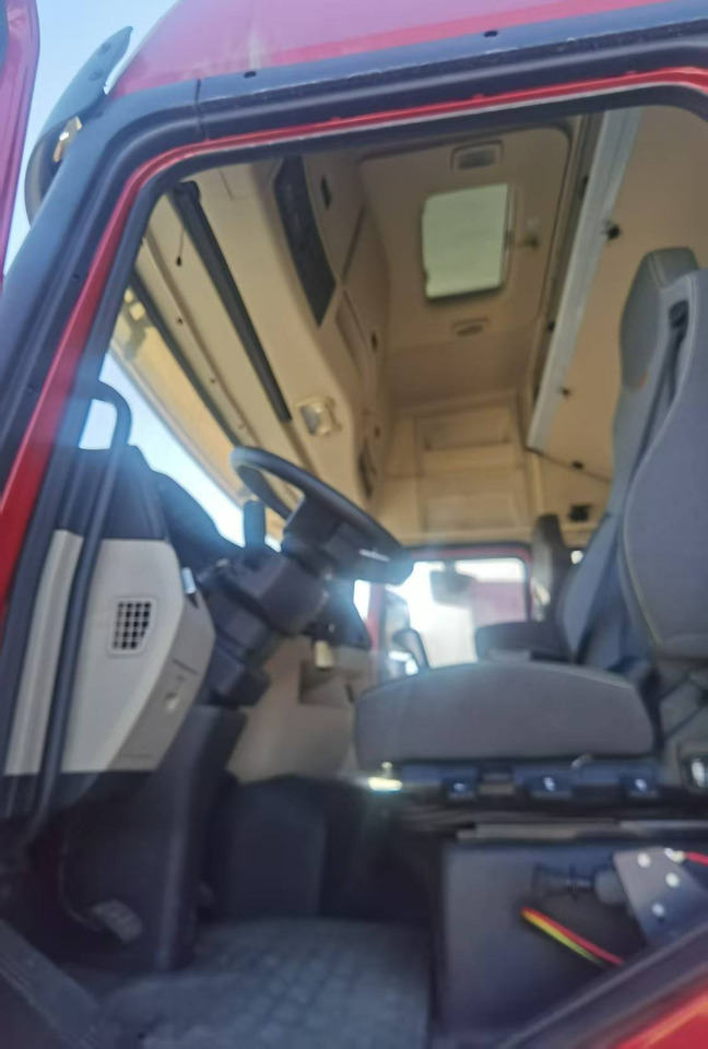 SHACMAN X3000 - Sklápěč: obrázek 2 SHACMAN X3000 - Sklápěč: obrázek 2