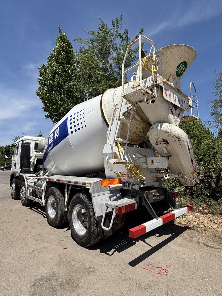 SINO TRUCK - Autodomíchávač: obrázek 3 SINO TRUCK - Autodomíchávač: obrázek 3