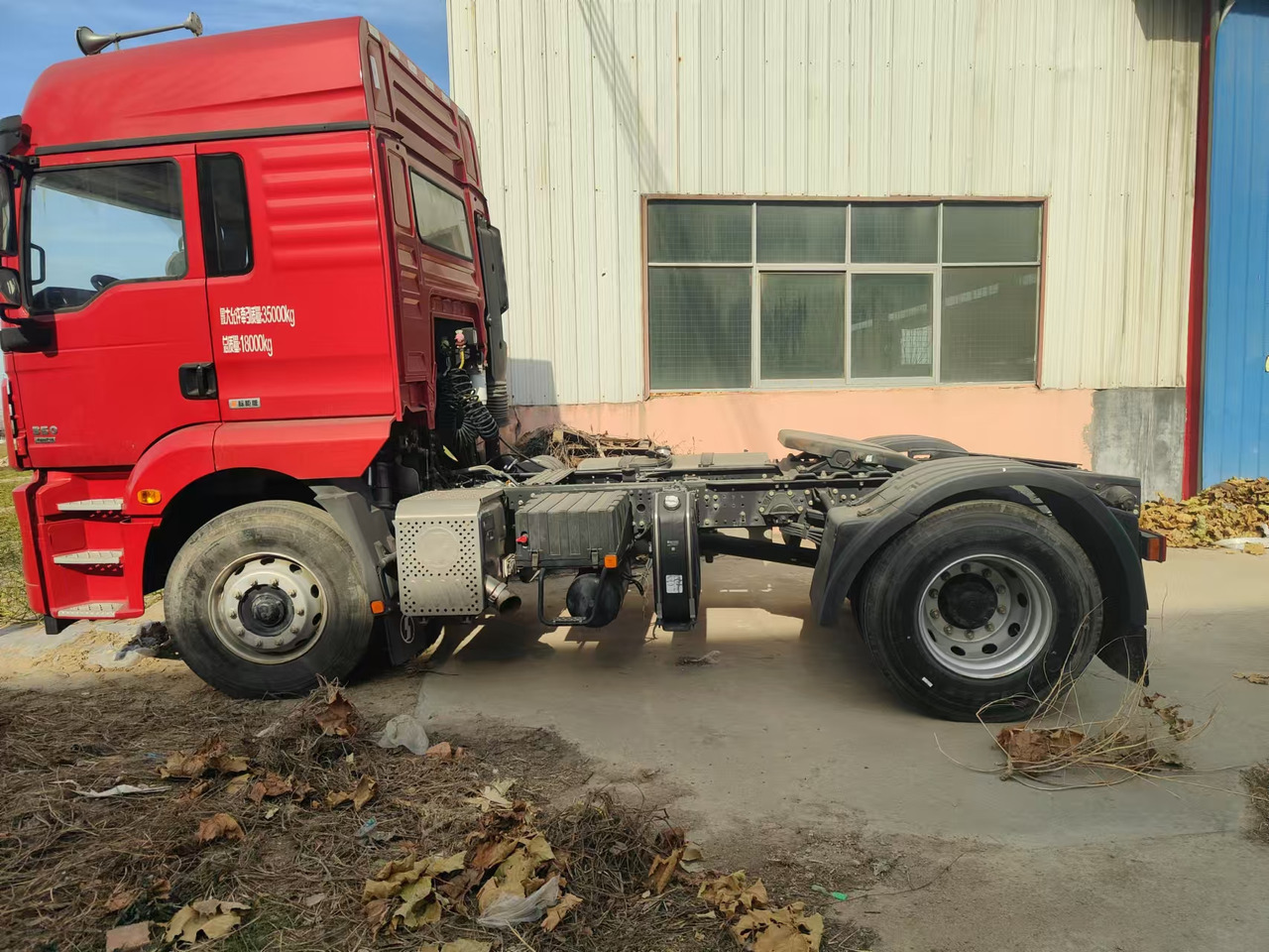 SHACMAN M3000 - Tahač: obrázek 3 SHACMAN M3000 - Tahač: obrázek 3