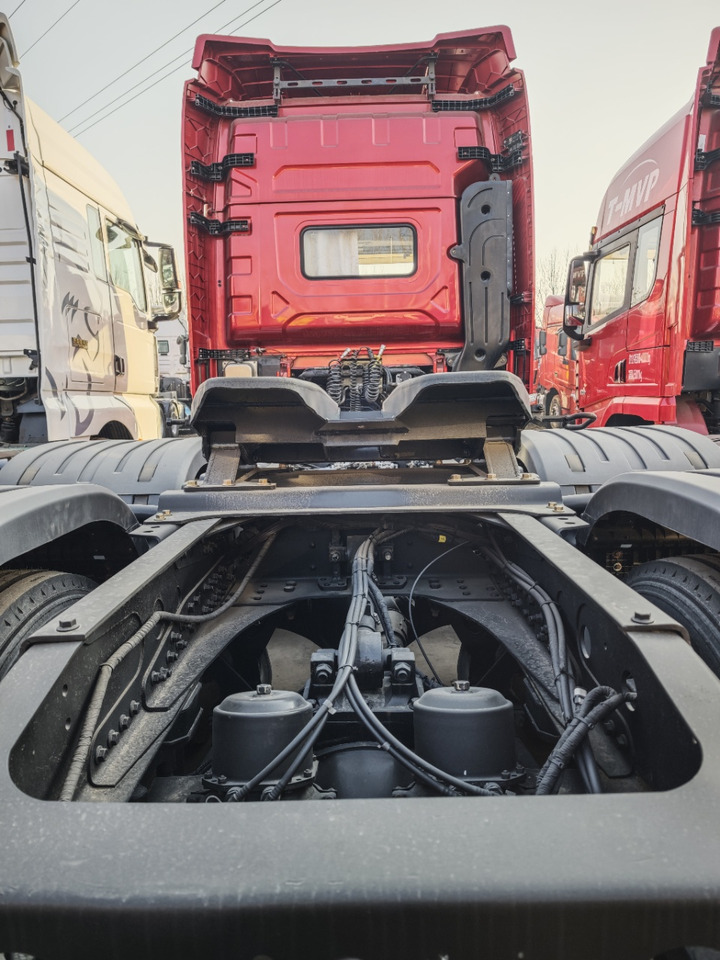 SHACMAN X3000 - Tahač: obrázek 5 SHACMAN X3000 - Tahač: obrázek 5