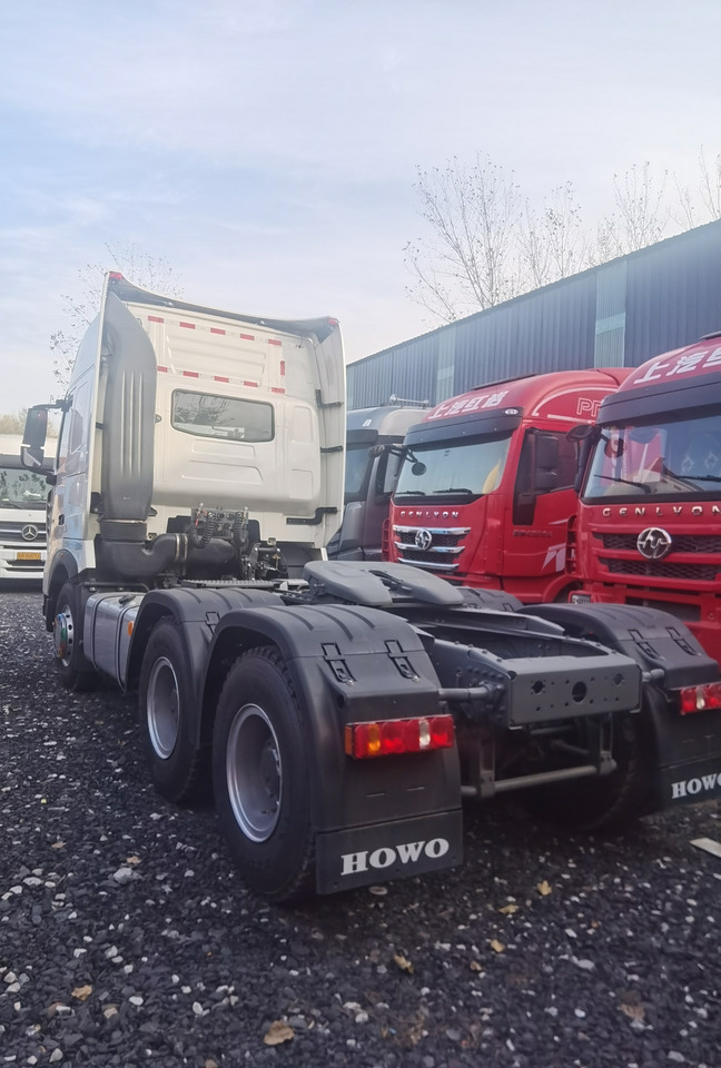 SINOTRUCK HOWO - Tahač: obrázek 4 SINOTRUCK HOWO - Tahač: obrázek 4