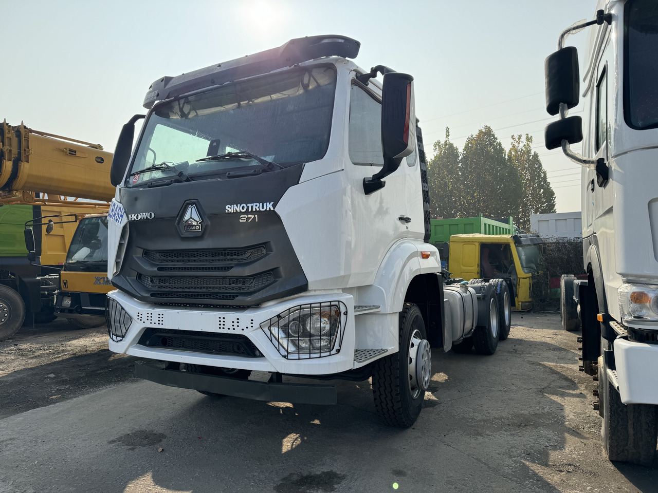 SINOTRUCK HOWO - Tahač: obrázek 2 SINOTRUCK HOWO - Tahač: obrázek 2