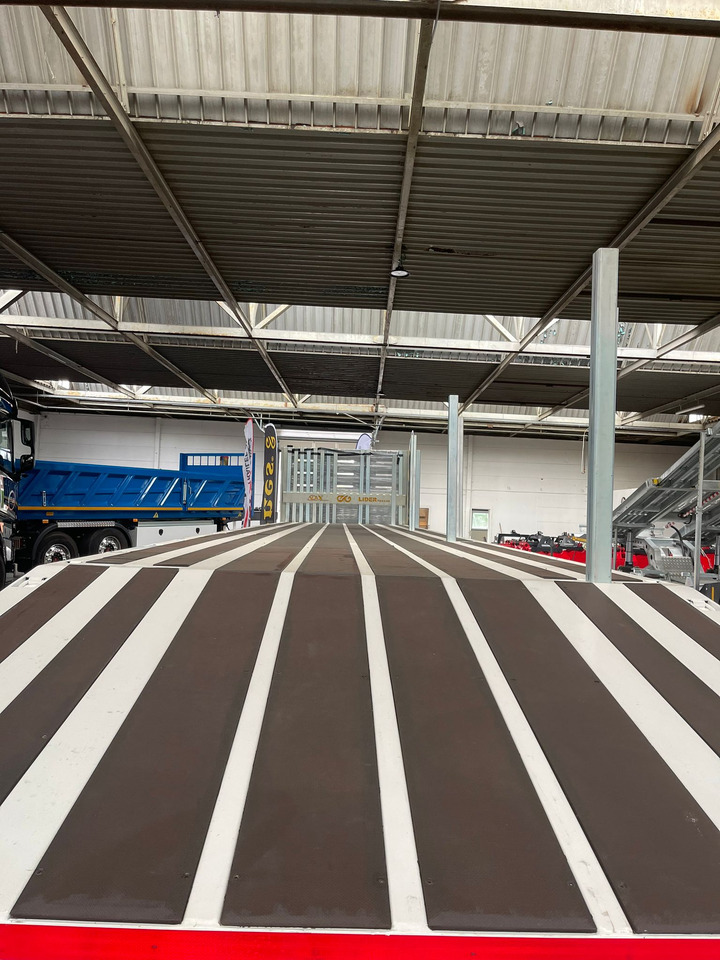 LIDER 3-assige platte oplegger - Návěs valník/ Plato: obrázek 1 LIDER 3-assige platte oplegger - Návěs valník/ Plato: obrázek 1