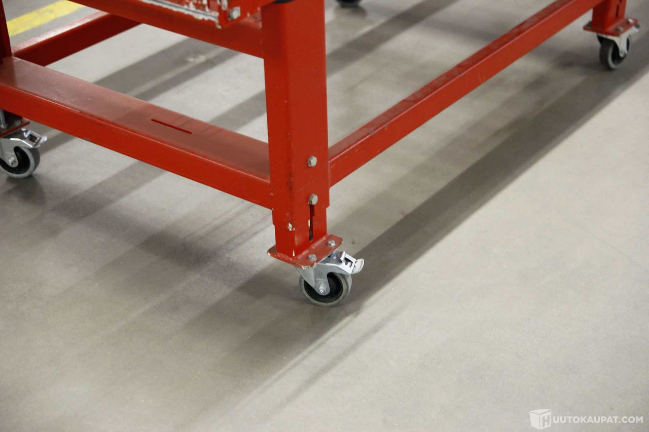 Moottoroitu, liikuteltava rullakuljetin, Ferroplan Oy. LGS6021, Vantaa - Jiná technika: obrázek 4 Moottoroitu, liikuteltava rullakuljetin, Ferroplan Oy. LGS6021, Vantaa - Jiná technika: obrázek 4