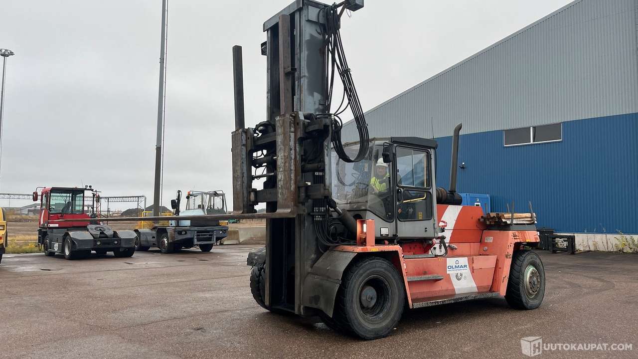 Kalmar DCD 160-12, 2001, Hamina - Dieselový vysokozdvižný vozík: obrázek 2 Kalmar DCD 160-12, 2001, Hamina - Dieselový vysokozdvižný vozík: obrázek 2