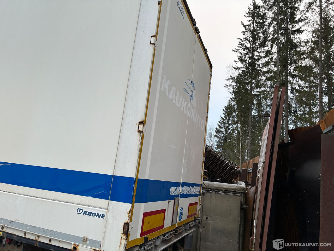 Krone Puoliperävaunu, 2014, Hyvinkää - Skříňový návěs: obrázek 3 Krone Puoliperävaunu, 2014, Hyvinkää - Skříňový návěs: obrázek 3