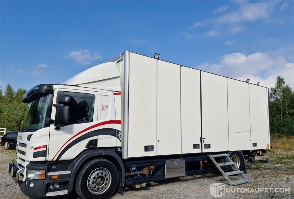 Scania P 230 Huoltokuorma-auto ruokailutilalla, 2008, Siilinjärvi - Skříňový nákladní auto: obrázek 3 Scania P 230 Huoltokuorma-auto ruokailutilalla, 2008, Siilinjärvi - Skříňový nákladní auto: obrázek 3