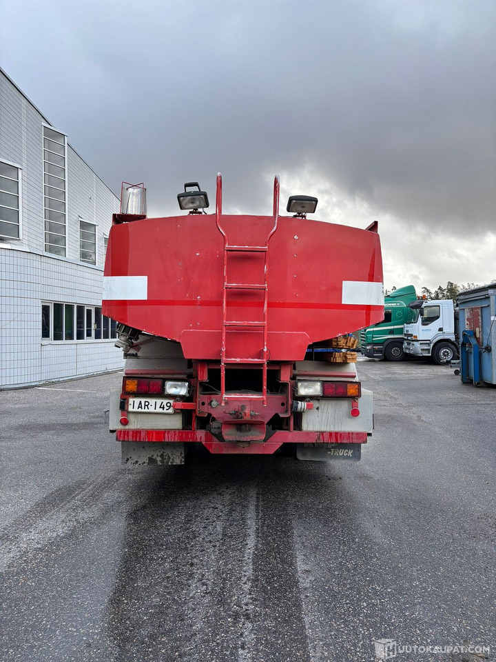 Sisu säiliöauto, 1983, Vantaa - Cisternové vozidlo, Hasičský vůz: obrázek 5 Sisu säiliöauto, 1983, Vantaa - Cisternové vozidlo, Hasičský vůz: obrázek 5