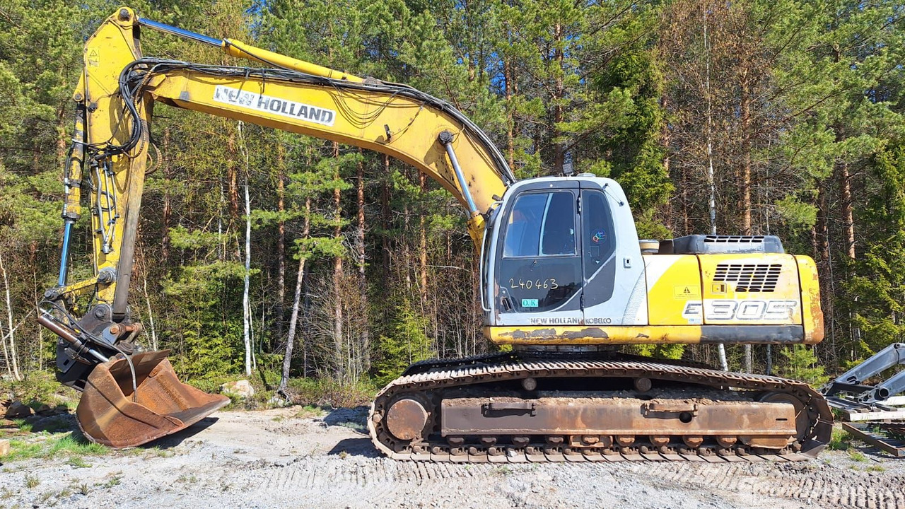 New Holland E305 kaivinkone projekti, 2005, Uusikaarlepyy - Stavební technika: obrázek 1 New Holland E305 kaivinkone projekti, 2005, Uusikaarlepyy - Stavební technika: obrázek 1