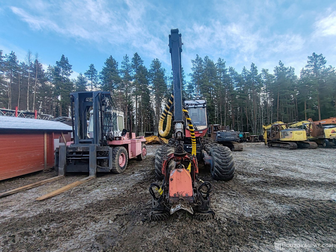 Valmet 911.3 harvesteri, 19162H, 2006, Pedersöre - Harvestor: obrázek 2 Valmet 911.3 harvesteri, 19162H, 2006, Pedersöre - Harvestor: obrázek 2