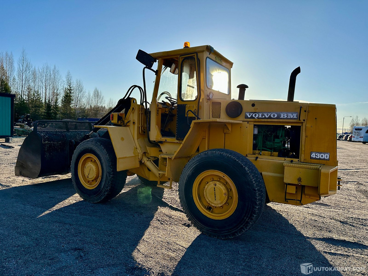 Volvo BM 4300 Pyöräkuormaaja, vm 1979, Muurame - Kolový nakladač: obrázek 4 Volvo BM 4300 Pyöräkuormaaja, vm 1979, Muurame - Kolový nakladač: obrázek 4