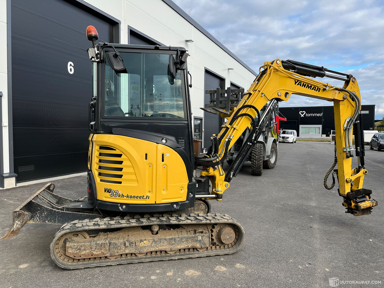 Yanmar Vio33 engconilla ja 5 työlaitetta, vm.21/22, Tampere - Mini rýpadlo: obrázek 2 Yanmar Vio33 engconilla ja 5 työlaitetta, vm.21/22, Tampere - Mini rýpadlo: obrázek 2