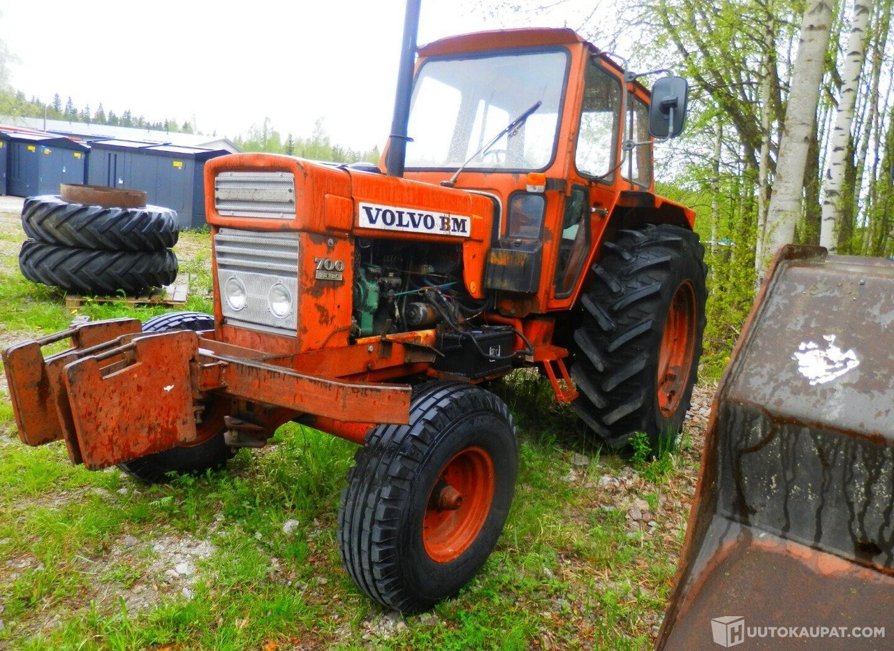 Volvo BM T 700, 1977, 4.3 l, Diesel, 6 580 h Traktori, Kurikka - Zemědělská technika: obrázek 3 Volvo BM T 700, 1977, 4.3 l, Diesel, 6 580 h Traktori, Kurikka - Zemědělská technika: obrázek 3