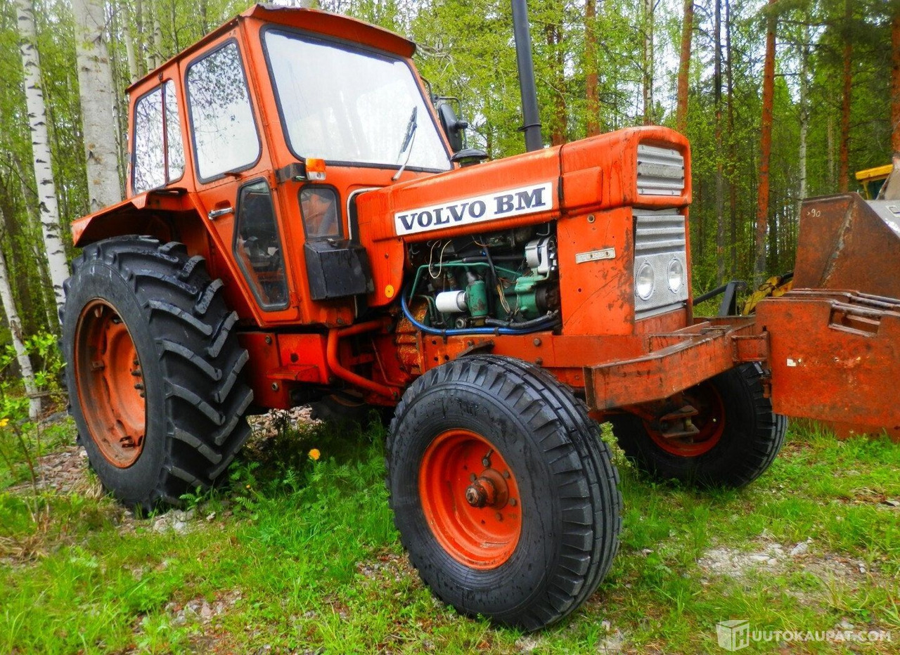 Volvo BM T 700, 1977, 4.3 l, Diesel, 6 580 h Traktori, Kurikka - Zemědělská technika: obrázek 1 Volvo BM T 700, 1977, 4.3 l, Diesel, 6 580 h Traktori, Kurikka - Zemědělská technika: obrázek 1