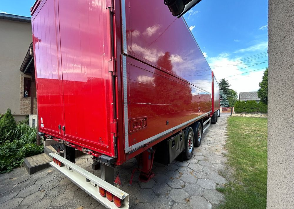 DAF XF 510 NAPOJÓWKA z Niemiec Retarder TOP ALUFELGI / FULL OPCJA / super space 106.510 106.460 480 530 najlepszy motor 6x2 26.510 26.460 - Plachtový nákladní auto: obrázek 3 DAF XF 510 NAPOJÓWKA z Niemiec Retarder TOP ALUFELGI / FULL OPCJA / super space 106.510 106.460 480 530 najlepszy motor 6x2 26.510 26.460 - Plachtový nákladní auto: obrázek 3