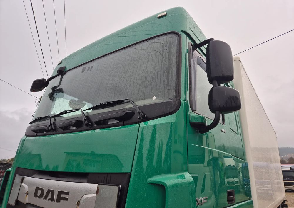 Skříňový nákladní auto DAF XF ORYGINALNY PRZEBIEG z Niemiec / TANDEM ZESTAW PRZEJAZDOWY Z WINDĄ: obrázek 15